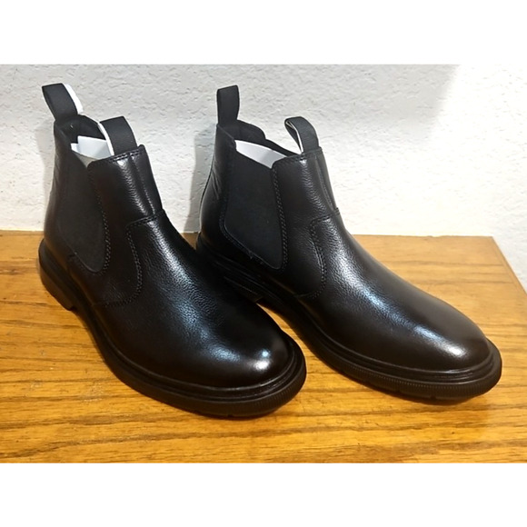 Clarks "Burchill Up" genuine leather chelsea boot -Men's US Size 10.5 - Picture 1 of 8